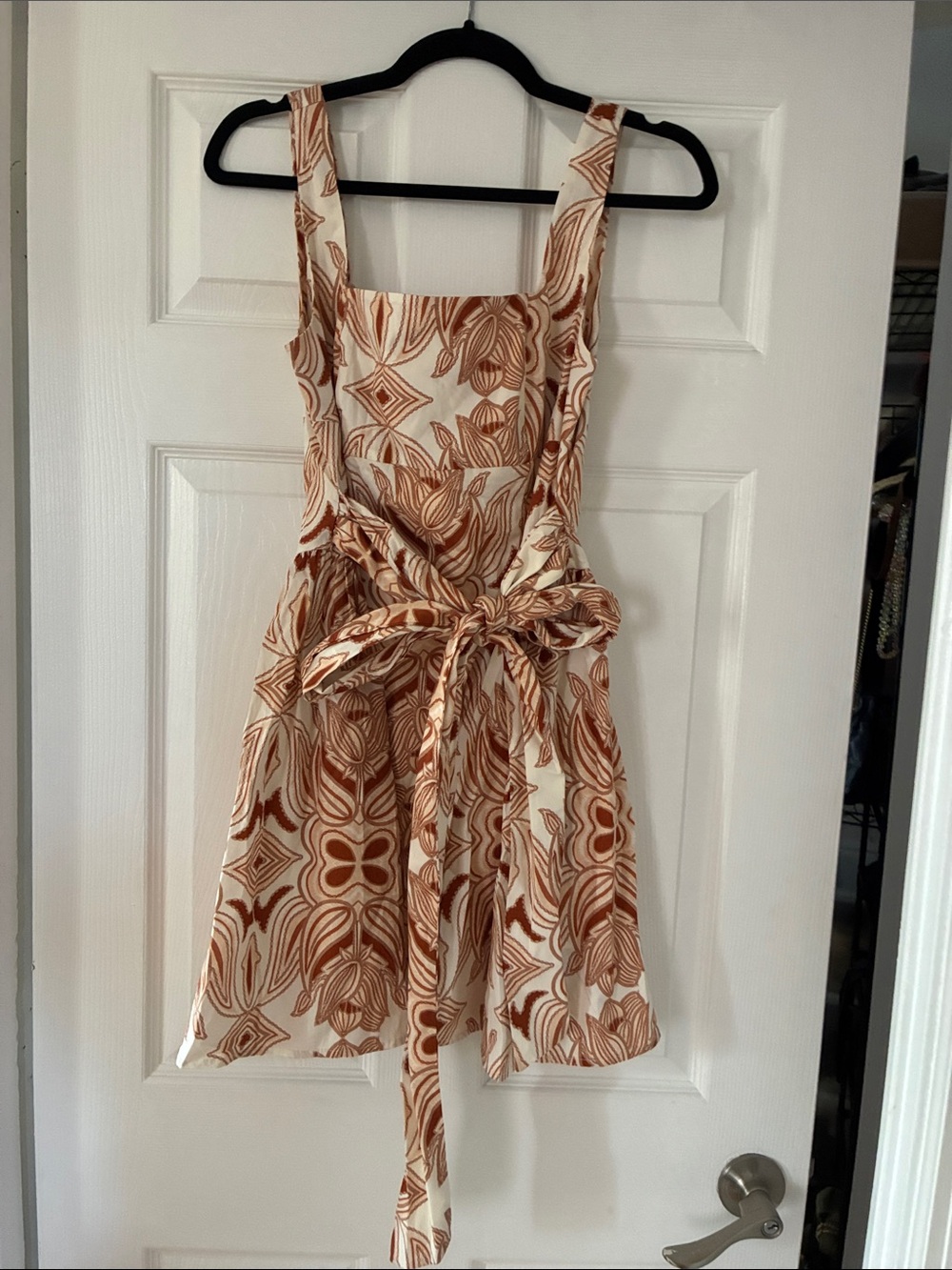 NWOT Moon River Cream and Brown Floral Sundress with Tie Waist